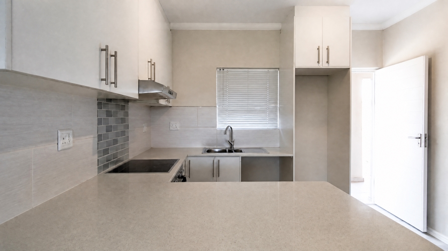 2 Bedroom Property for Sale in Table View Western Cape